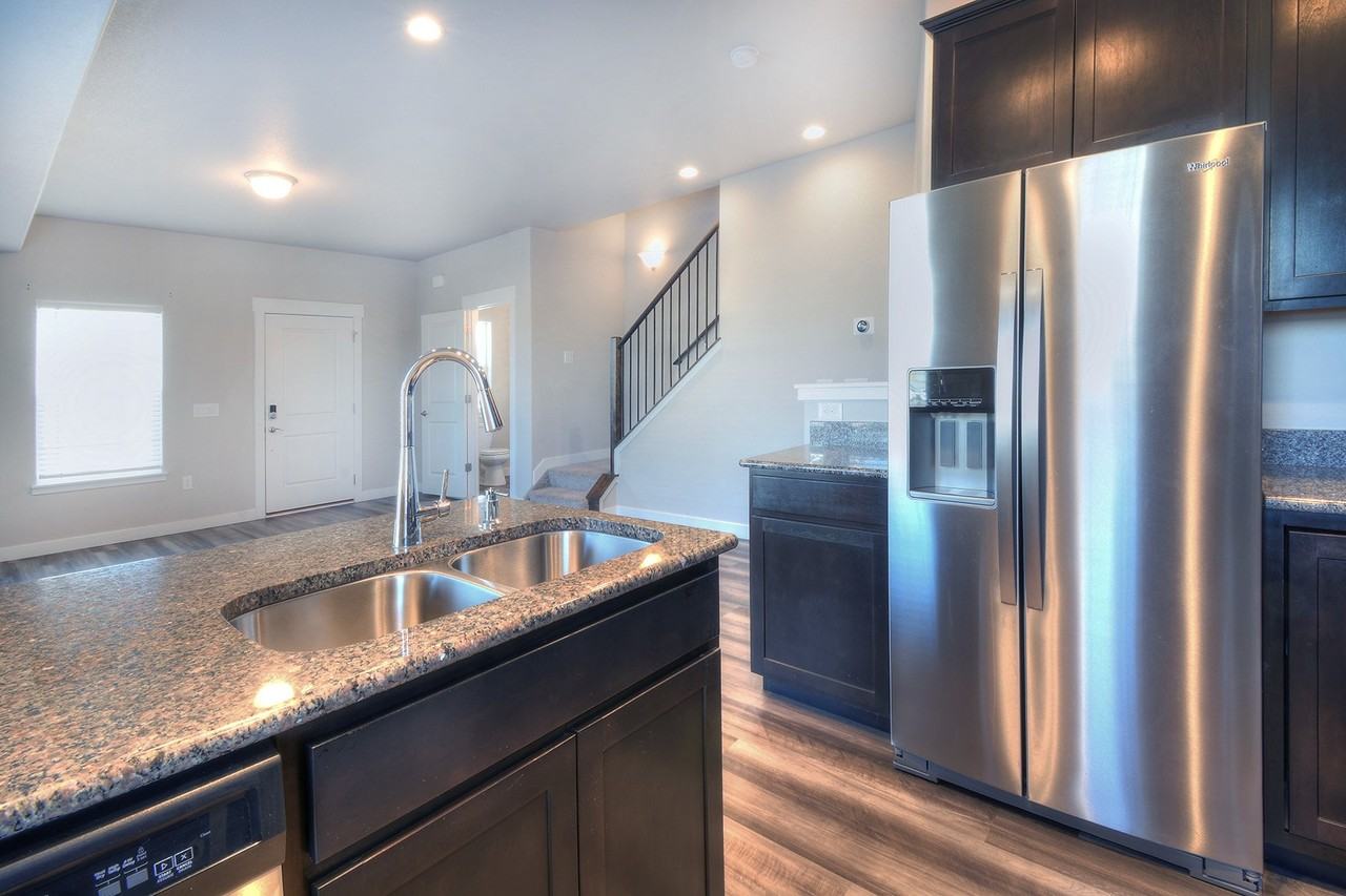 6721 Chagrin Hts - Photo 5 of 15