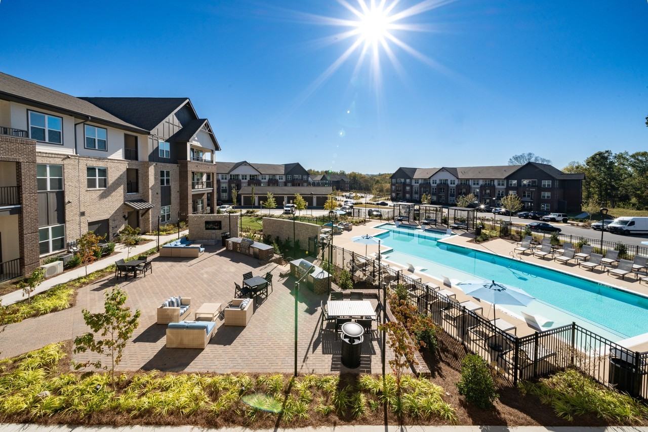 Aura Creekside Apartments - Photo 2 of 45