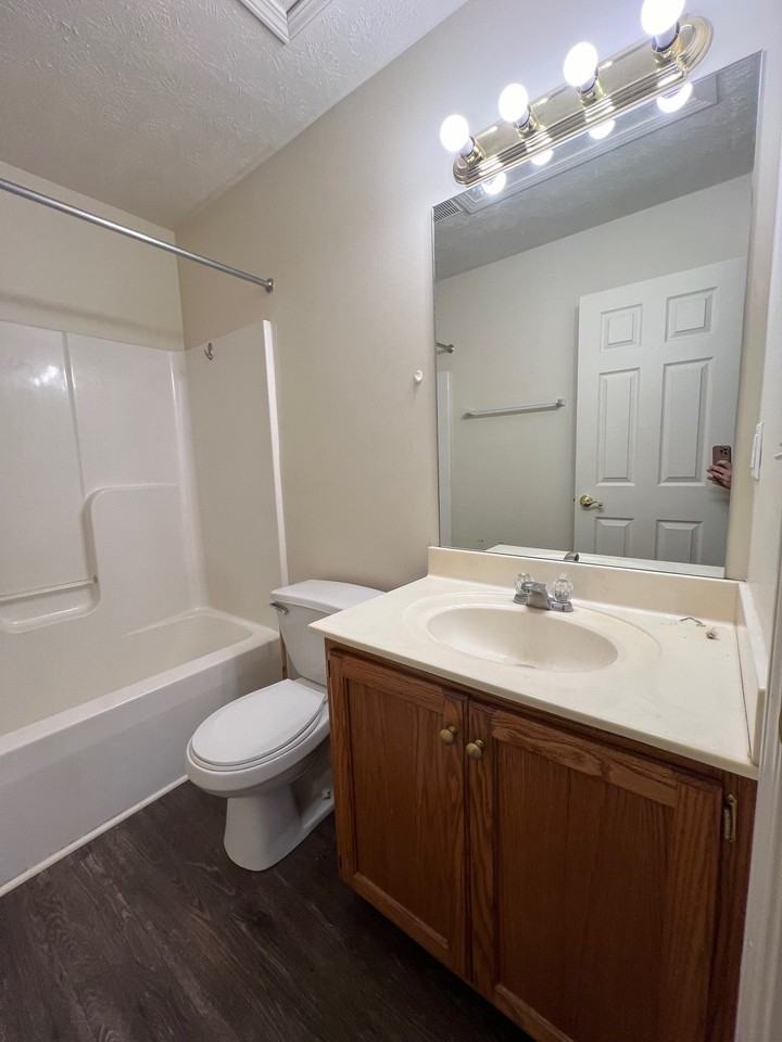 58 Haven Ct #1 - Photo 6 of 8