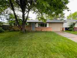 featured image of 2405 Tamarac Dr