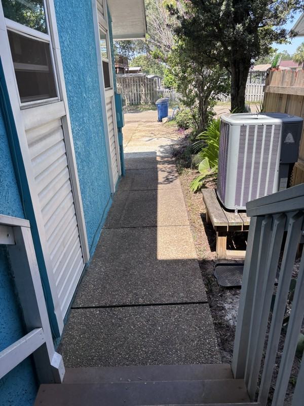 1209 Capri Dr #C - Photo 3 of 22