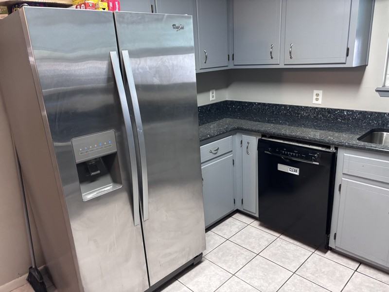 1209 Capri Dr #C - Photo 6 of 22