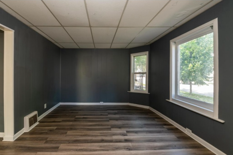 734 Crosby St Nw #1 - Photo 3 of 20