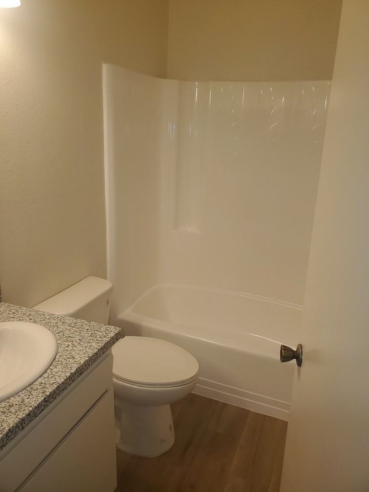 5227 Hermitage Ave #2 - Photo 3 of 14