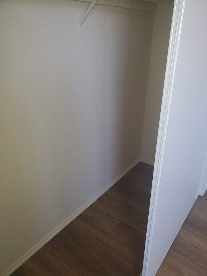 5227 Hermitage Ave #2 - Photo 4 of 14