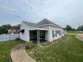 featured image of 1127 S 10th St