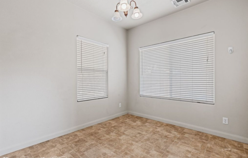 767 Moss Dr - Photo 6 of 18