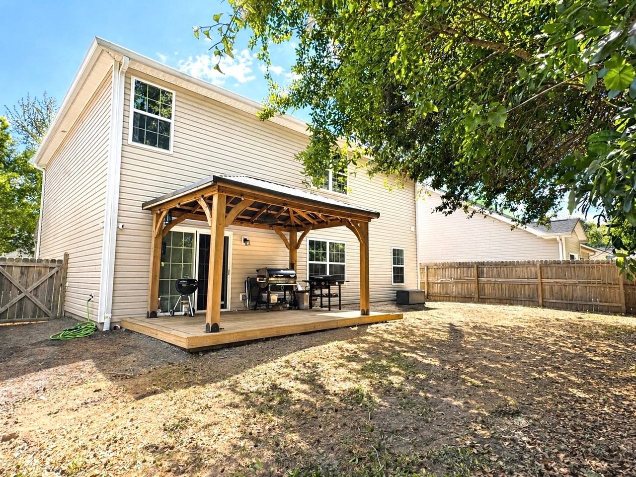 121 Mission Way - Photo 4 of 25