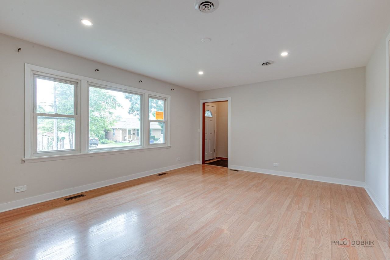 144 Morgan Pl - Photo 7 of 19
