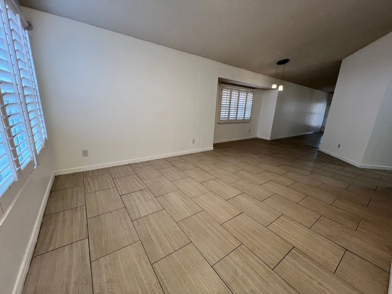 14220 Pacific Point Dr - Photo 3 of 16
