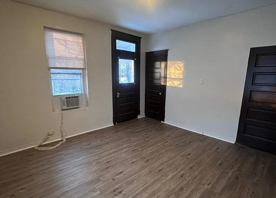 3829 South Compton Avenue, Unit A (TOP) - Photo 4 of 6