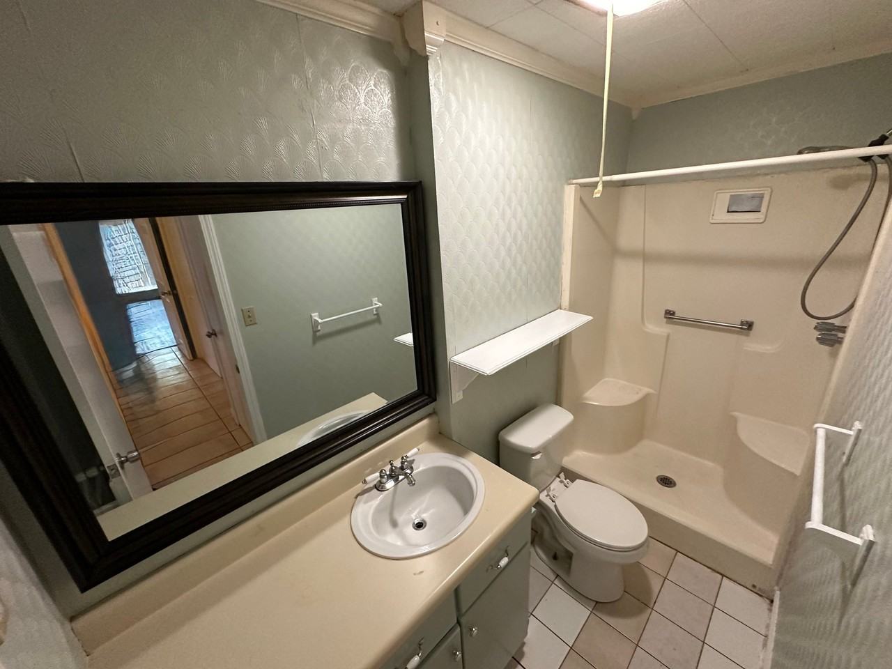 6427 Woodstone Ter #B - Photo 6 of 9