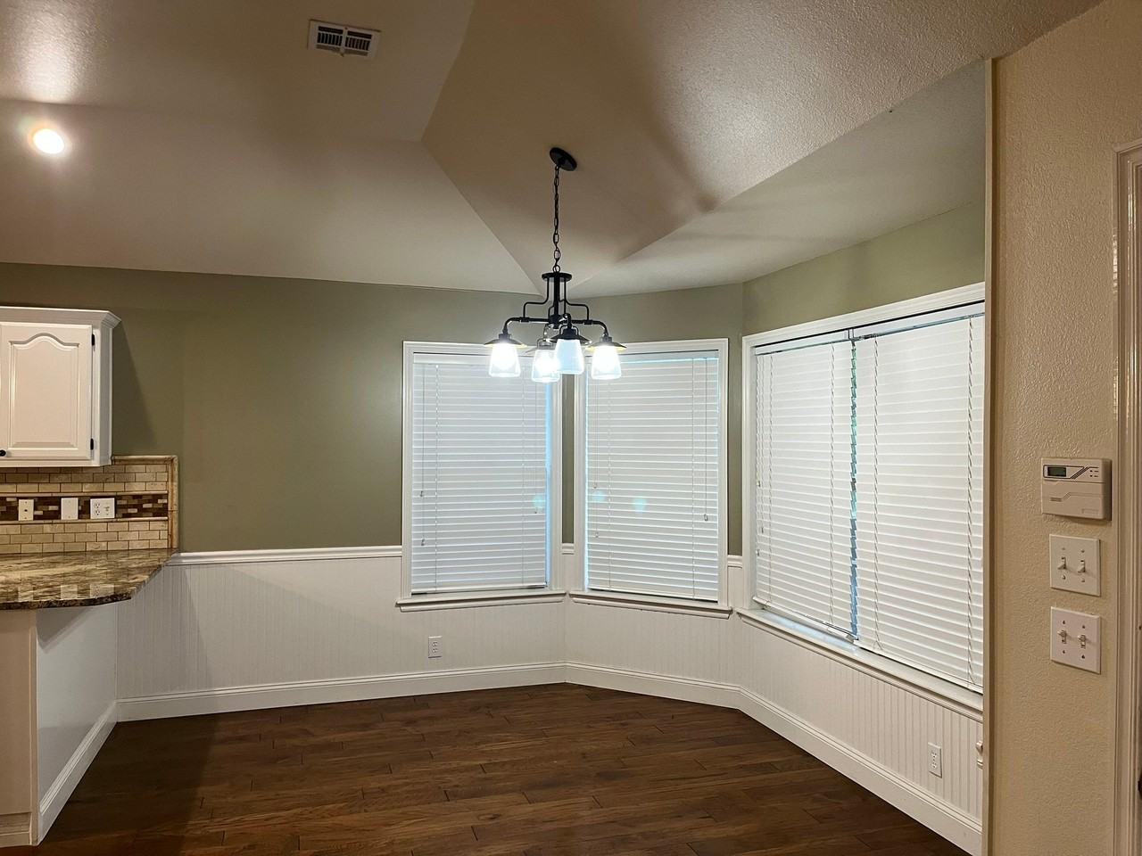 4308 S Walnut Ave - Photo 4 of 20