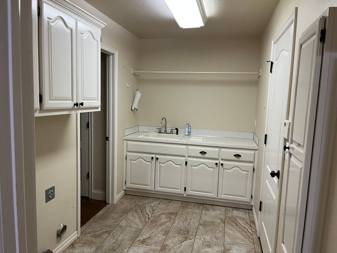4308 S Walnut Ave - Photo 5 of 20