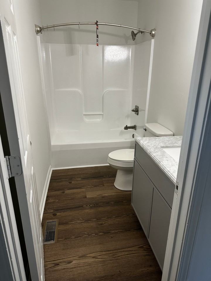937 S Clay St - Photo 3 of 7