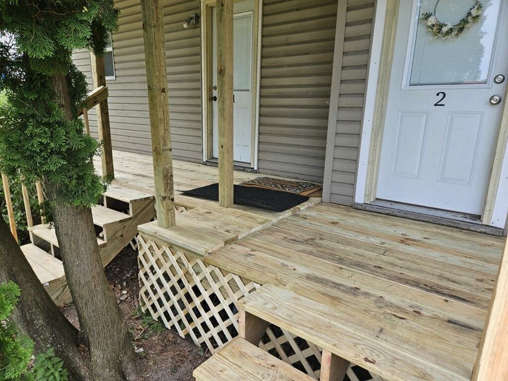 413 East Broadway Street, Unit 2 - Photo 4 of 23