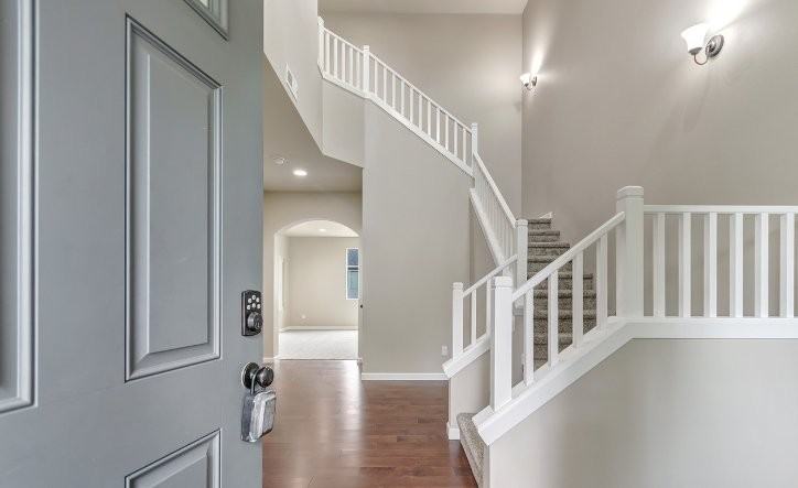 4407 Goldcrest Dr Nw - Photo 2 of 18