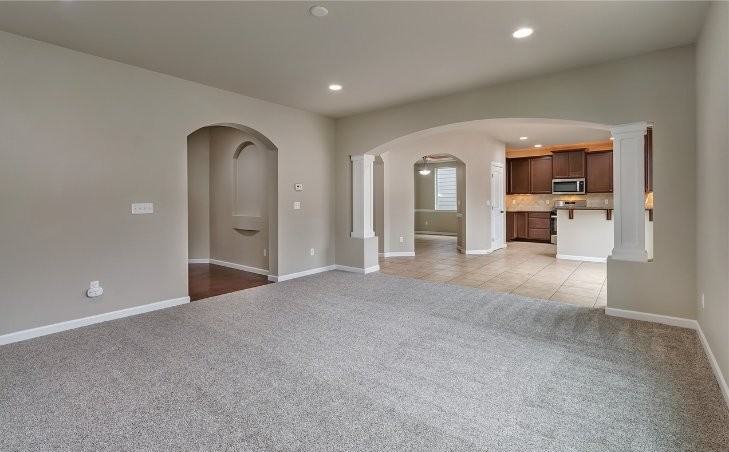 4407 Goldcrest Dr Nw - Photo 3 of 18