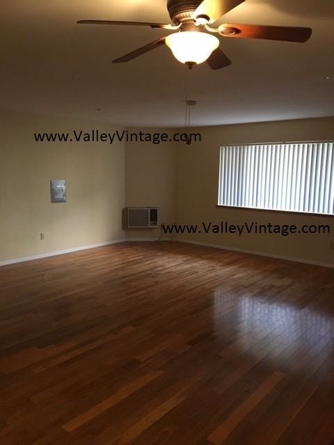11508 Moorpark Street, Unit C - Photo 6 of 14
