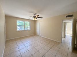 featured image of 724 S 4th St
