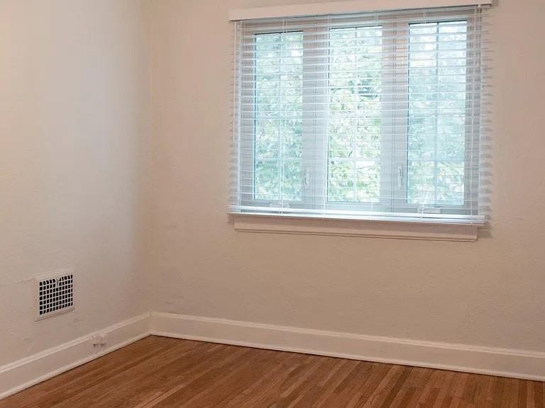 127-133 W California Ave, Unit 129 - Photo 5 of 36