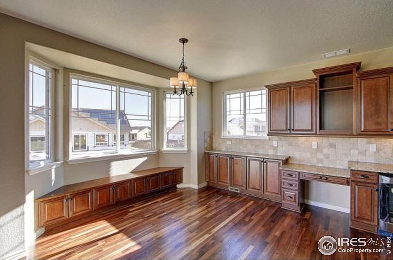 17717 W. 78th Dr. - Photo 5 of 26