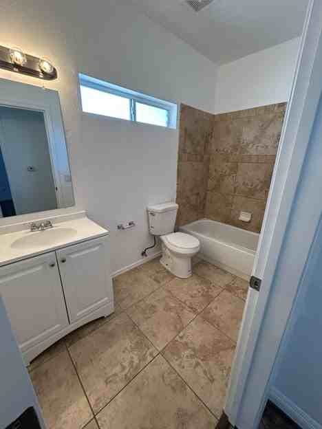 1627 Havasupai Dr, Unit 220 - Photo 7 of 10