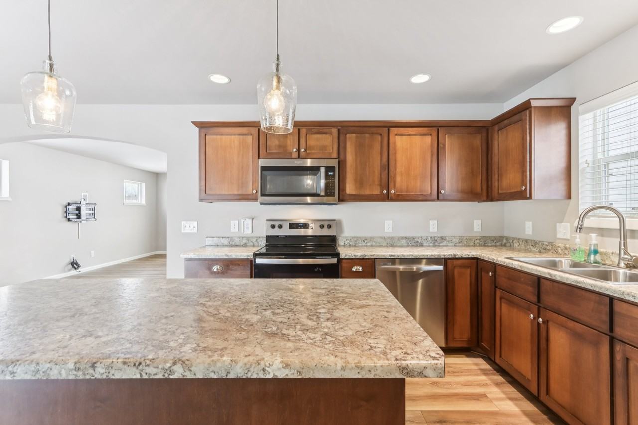 204 Sugar Maple Ln - Photo 4 of 20