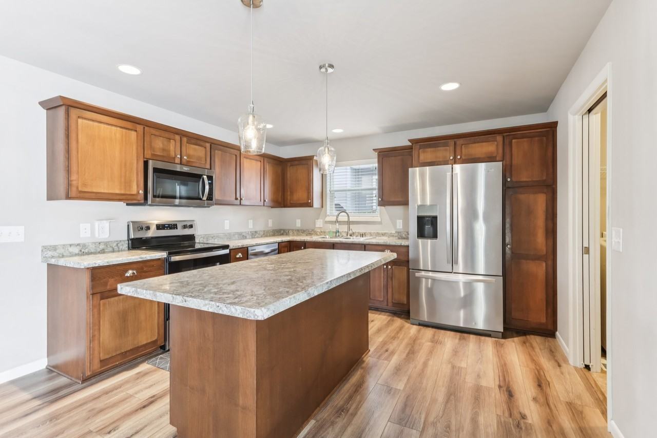204 Sugar Maple Ln - Photo 5 of 20