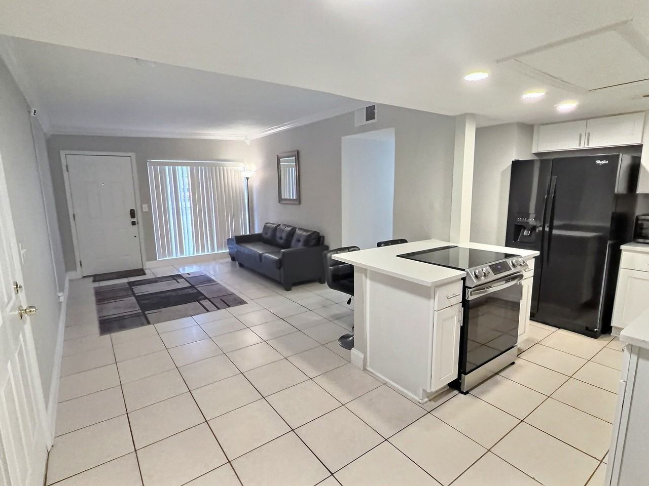 102 Quintard Ave #1 - Photo 5 of 15