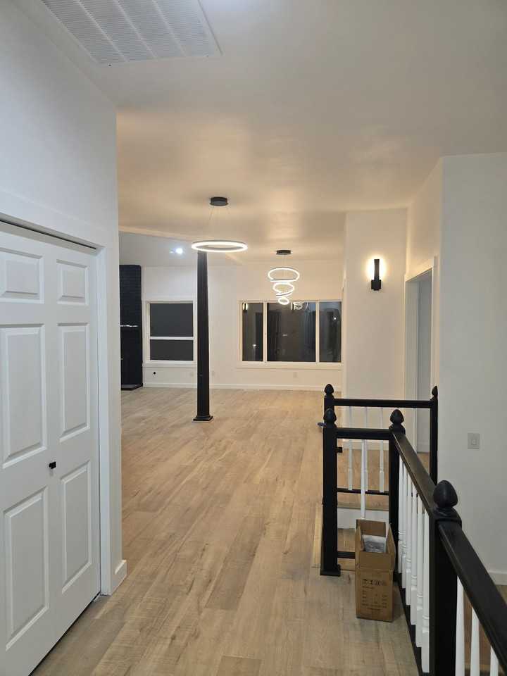 2805 Chambers Bay Dr - Photo 3 of 6