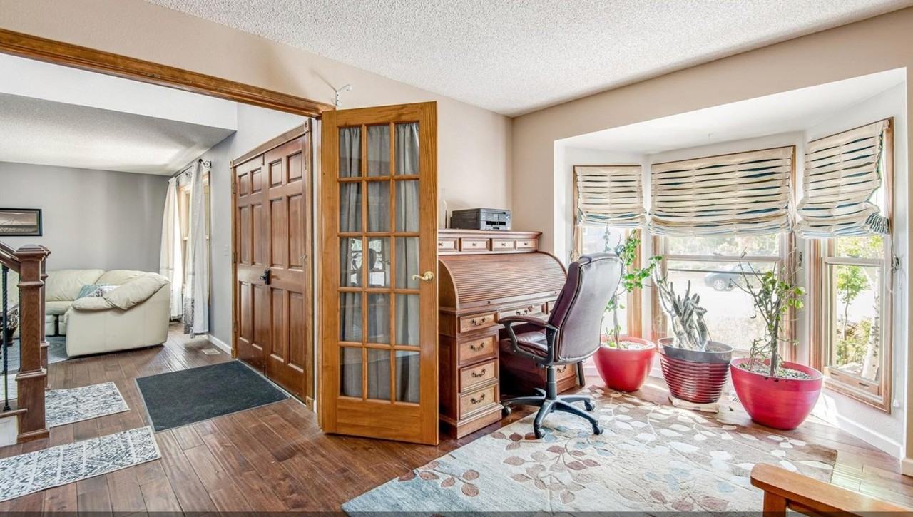 8261 W Portland Ave - Photo 7 of 15
