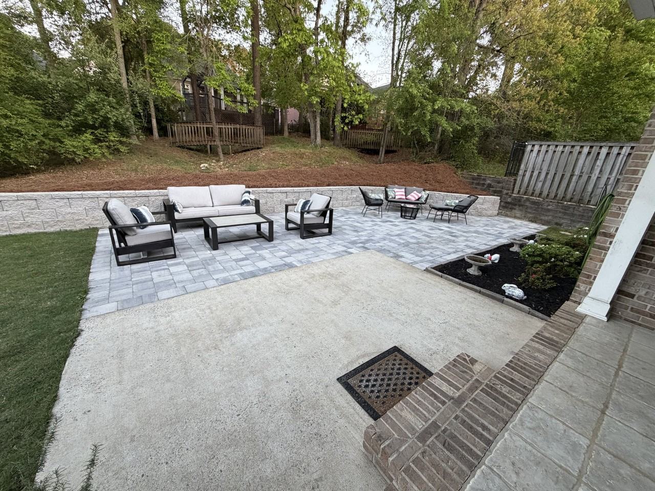 831 Willow Lk - Photo 2 of 20