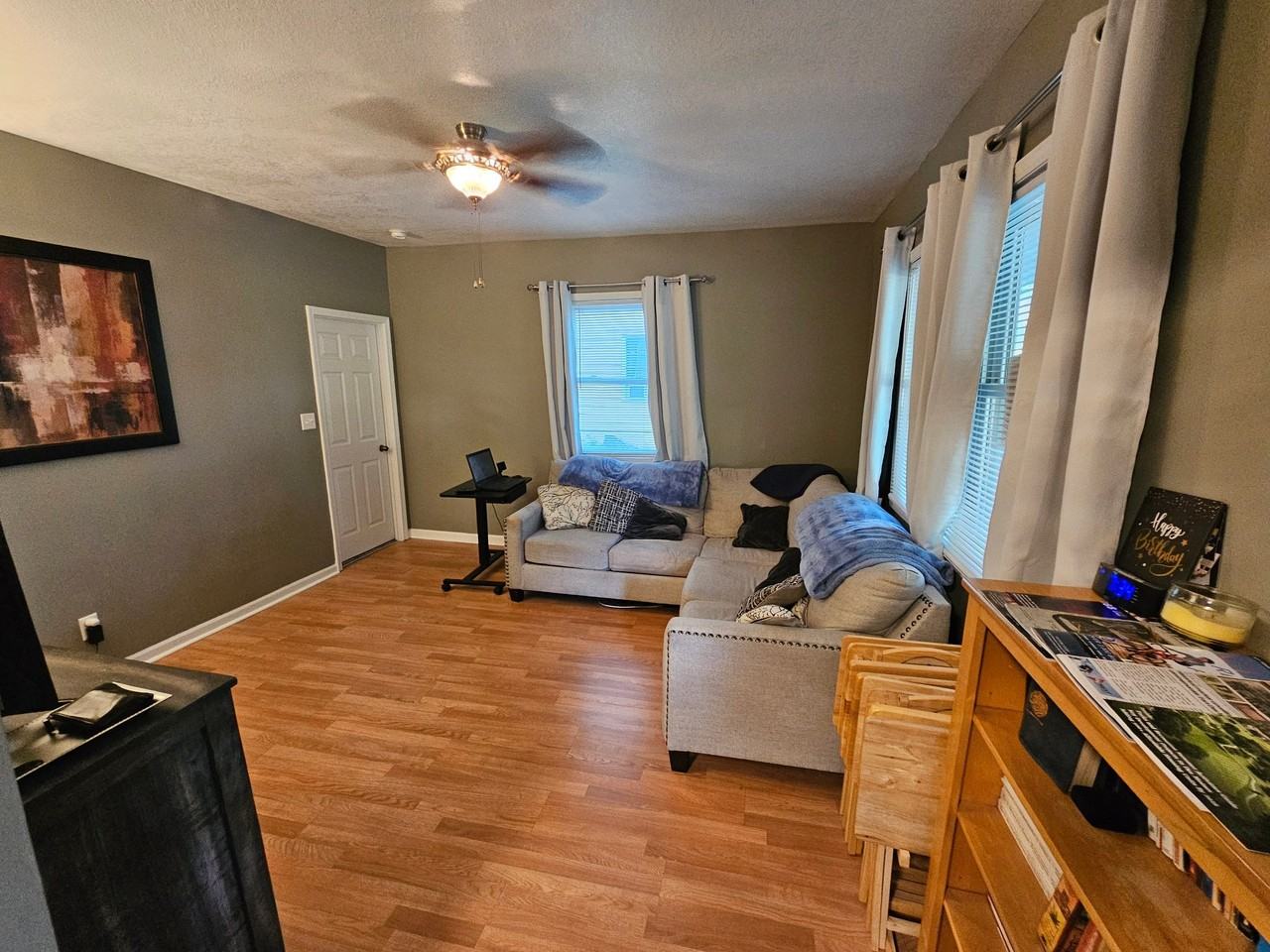 1303 College Ave - Photo 6 of 14