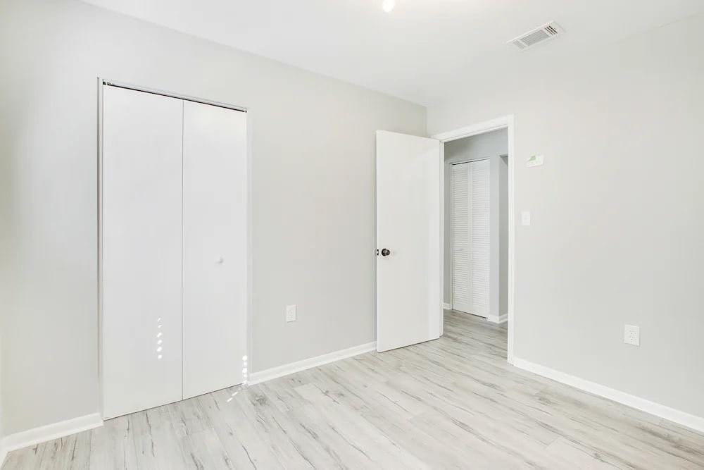 434 Gaylin Ct - Photo 2 of 5