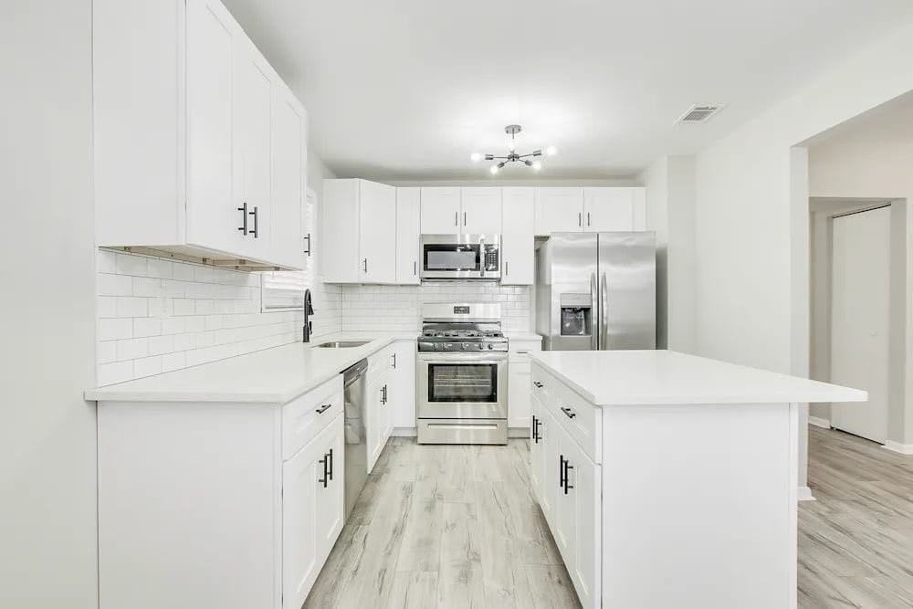 434 Gaylin Ct - Photo 3 of 5