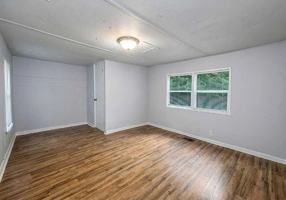 featured image of 122 Collins Rd