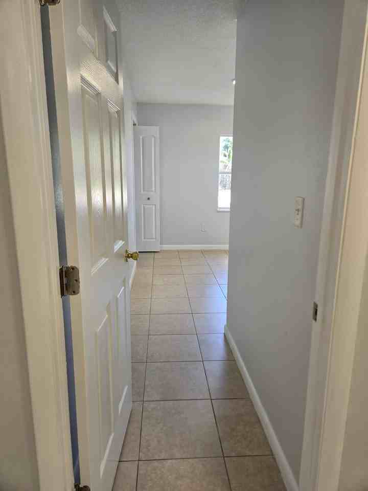 801 Washington St #A - Photo 3 of 17