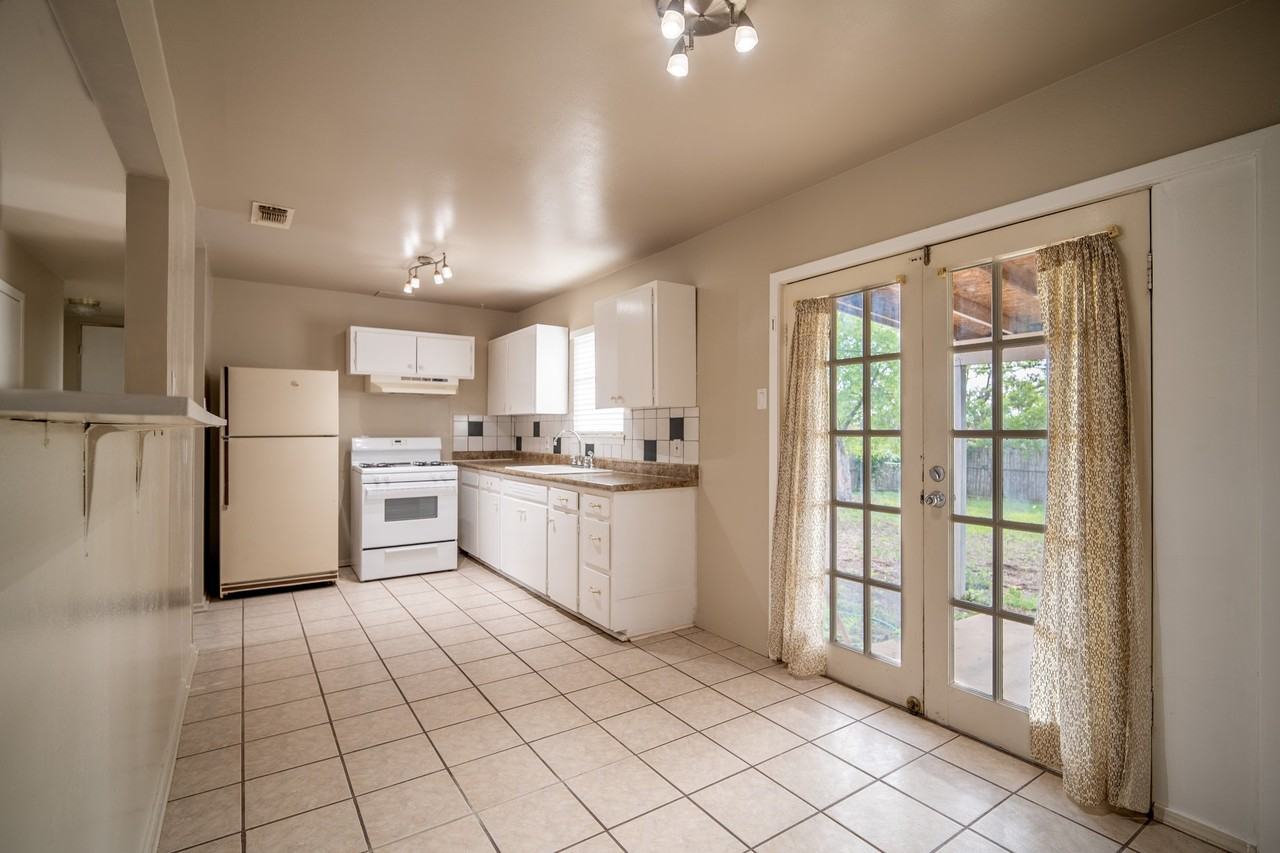 10507 Mount Boracho Dr - Photo 3 of 14