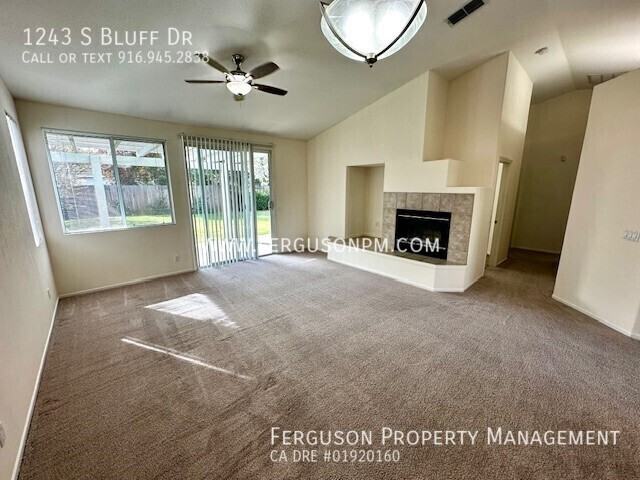 1243 S Bluff Dr - Photo 7 of 17