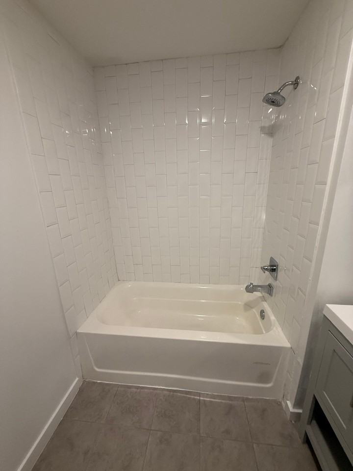 159 12th Ave #202 - Photo 5 of 6