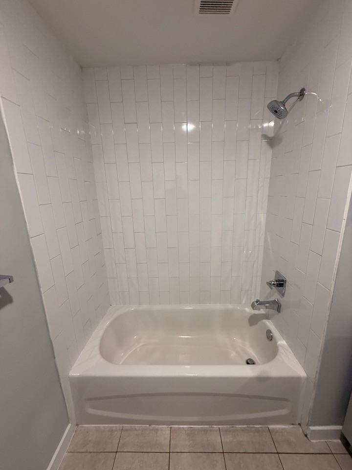8-10 Godwin Ave #302 - Photo 5 of 6
