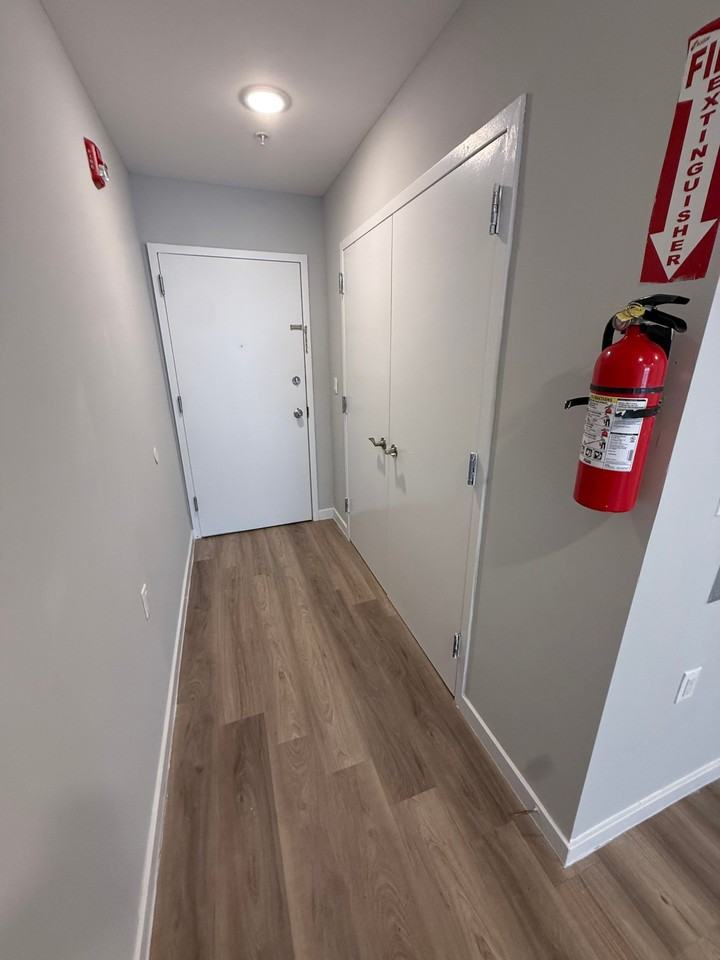 8-10 Godwin Ave #302 - Photo 6 of 6