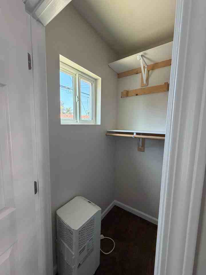 259 Roycroft Ave #1-2 - Photo 5 of 6
