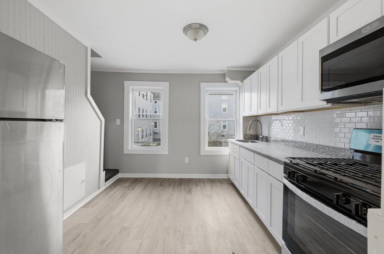 255 Rodman St #3