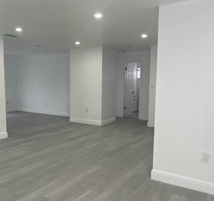 6005 Nw 39th St - Photo 2 of 5