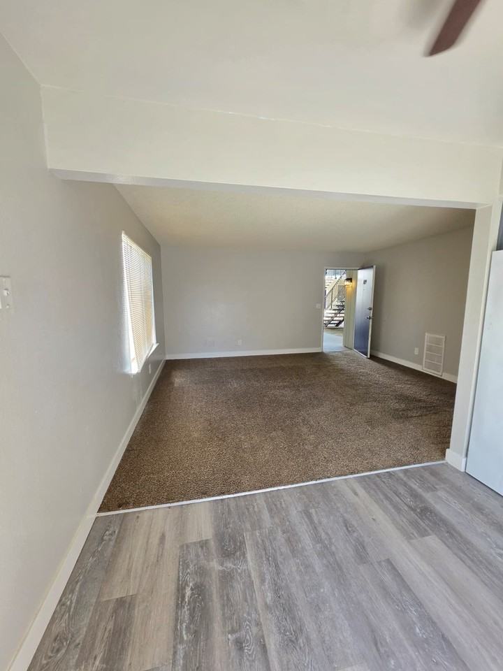 4263 N Bengston Ave #109