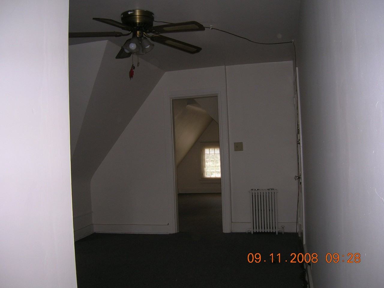 323 N Hartley St - Photo 5 of 14