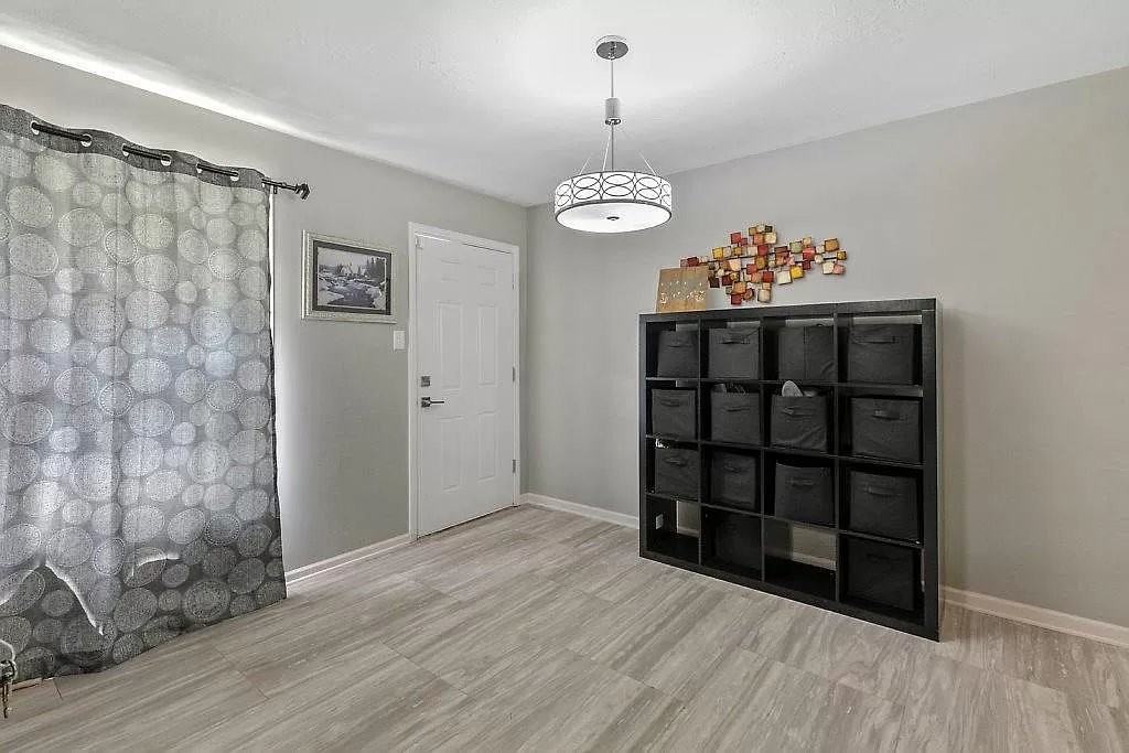 1917 Linda Ave - Photo 4 of 14