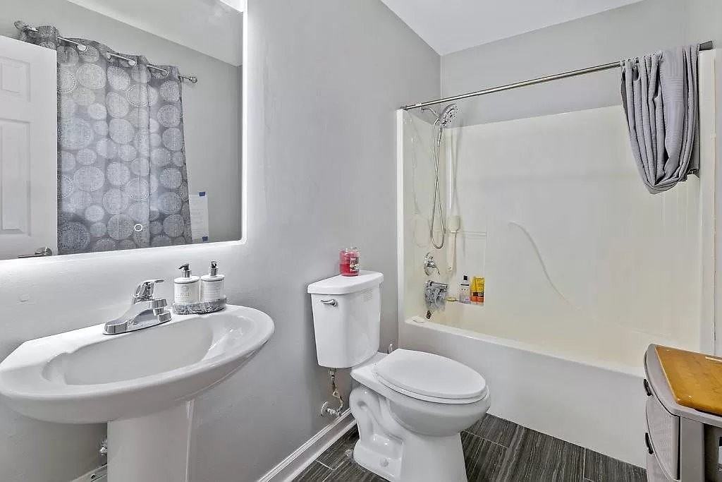1917 Linda Ave - Photo 7 of 14